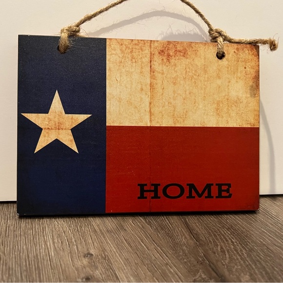 Crazy About Crafts Other - Cute Texas “Home” Wooden Sign- NWT